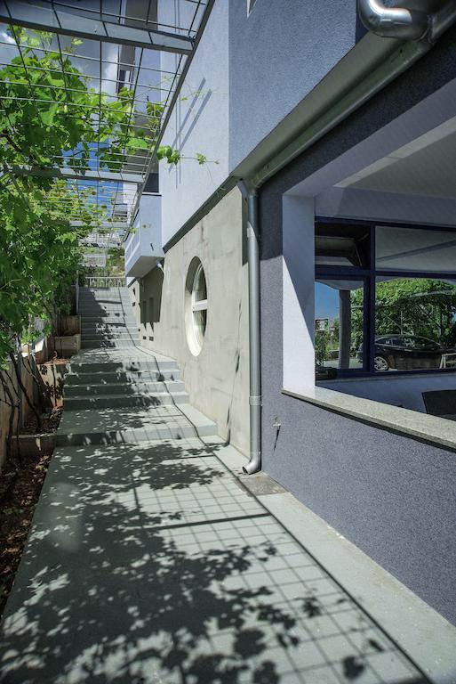 Apartments Peran Sibenik Bilik gambar